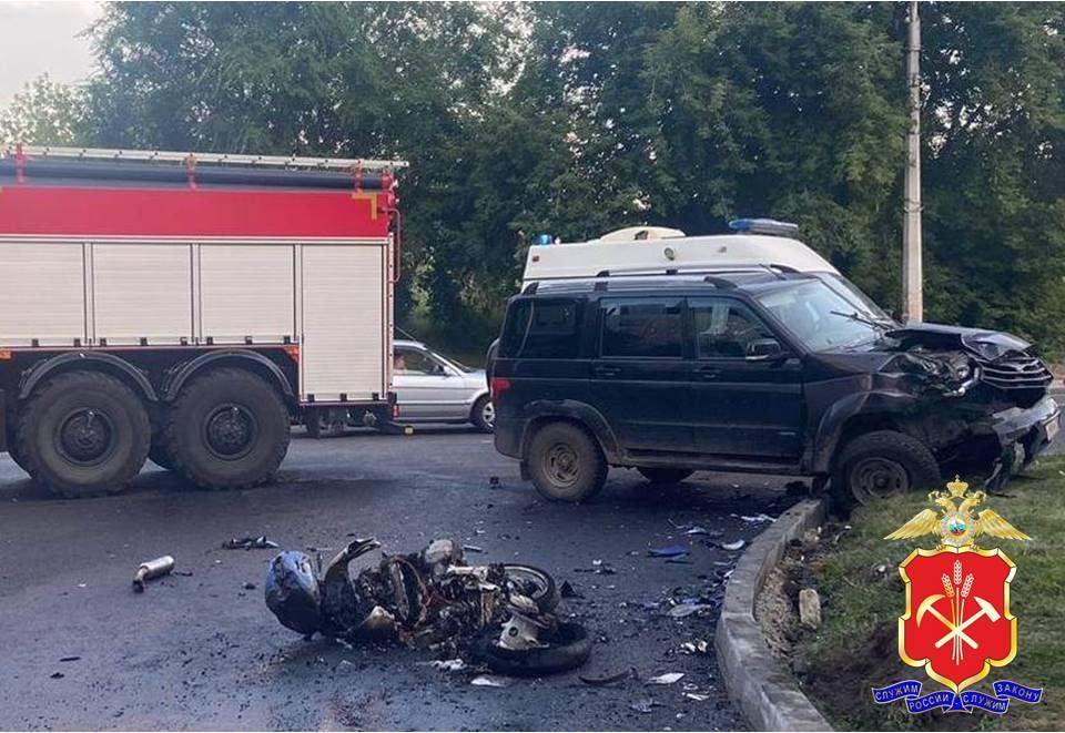 В Кузбассе мотоциклист погиб в страшной аварии