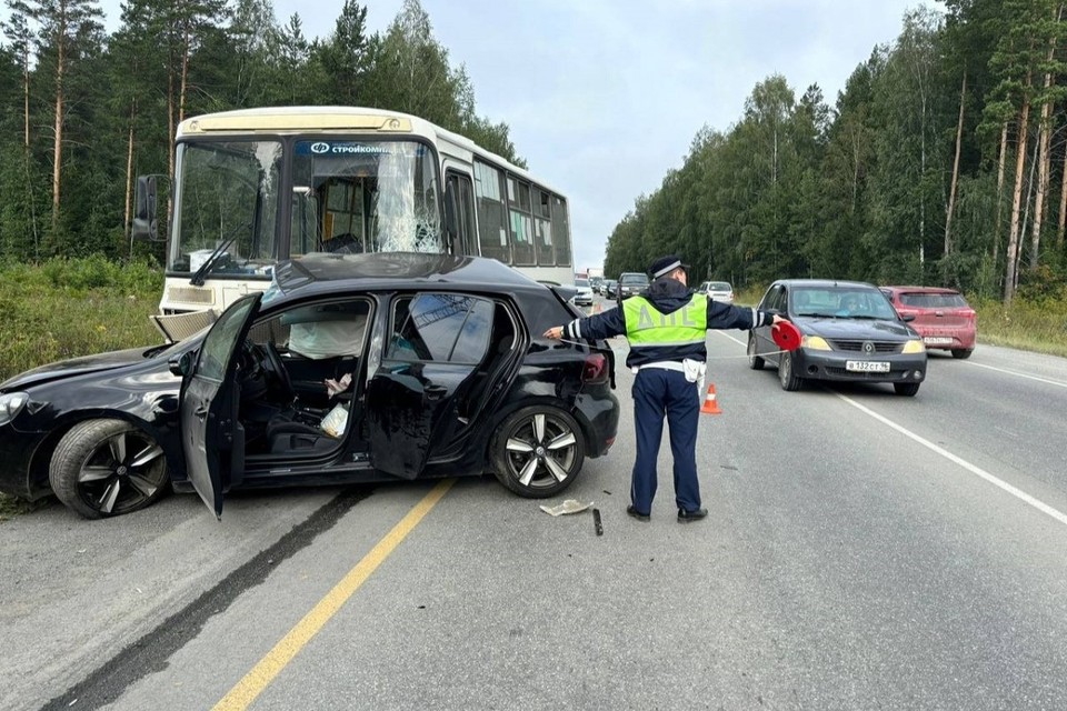 Девять человек пострадали в аварии с участием автобуса • 14.08.2024 • Новости • Сибдепо