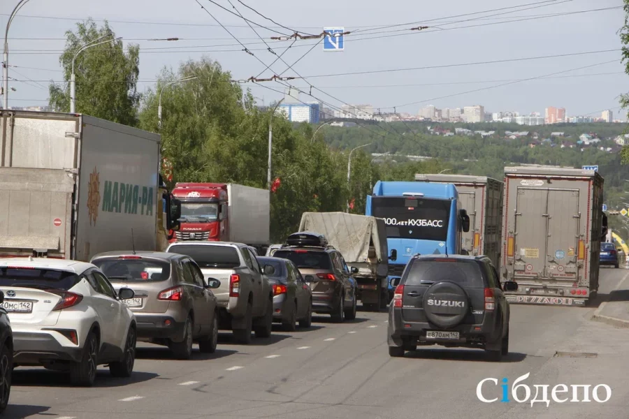 В Кемерове запустили движение по важному мосту