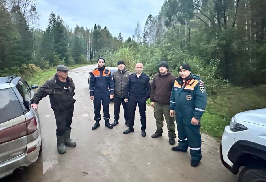 Холод, дождь, нет связи: в тайге Кузбасса нашли потерявшихся подростков и мужчин