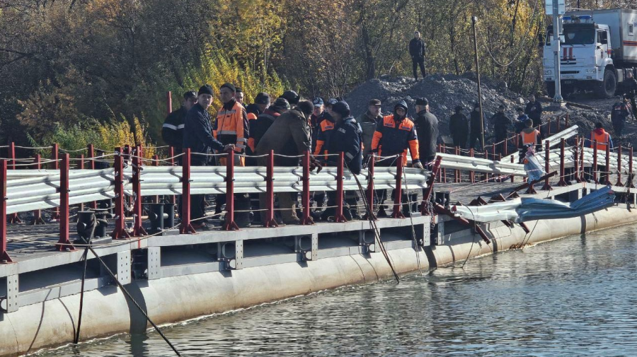 Погибли: железо вместе с 2 кузбассовцами упало в воду в чужом регионе