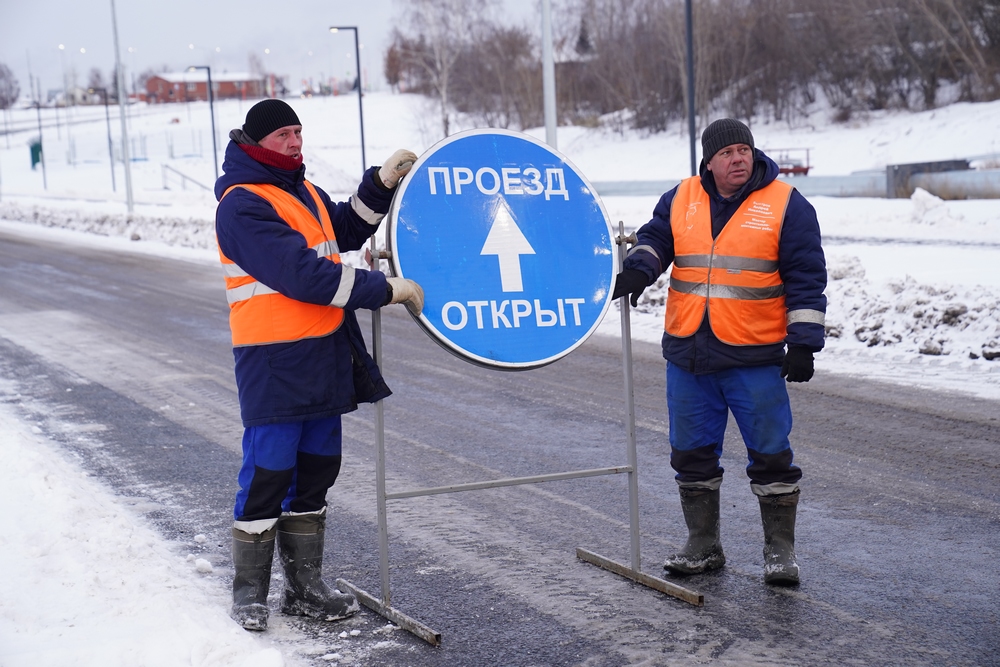 Илья Середюк дал старт движению по новой дороге в Кемерове