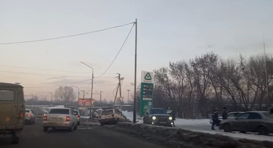 Соцсети: сразу несколько автомобилей столкнулись в кузбасском городе